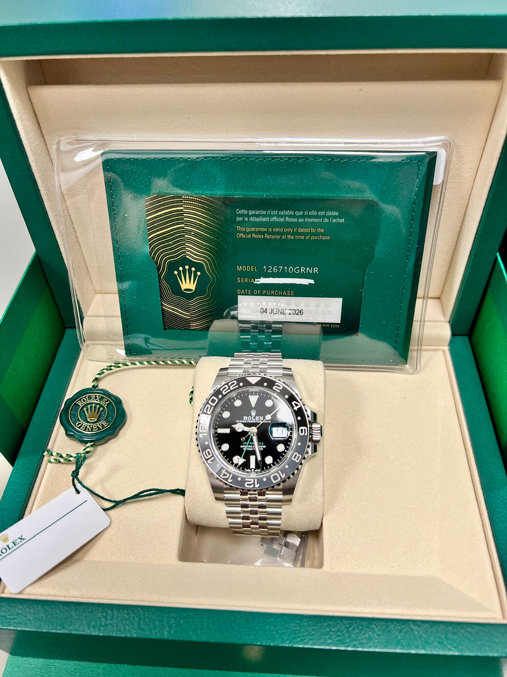 Pre-Owned Rolex GMT-Master II “Bruce Wayne” 40mm Ref. 126710GRNR – 2026 Full Set