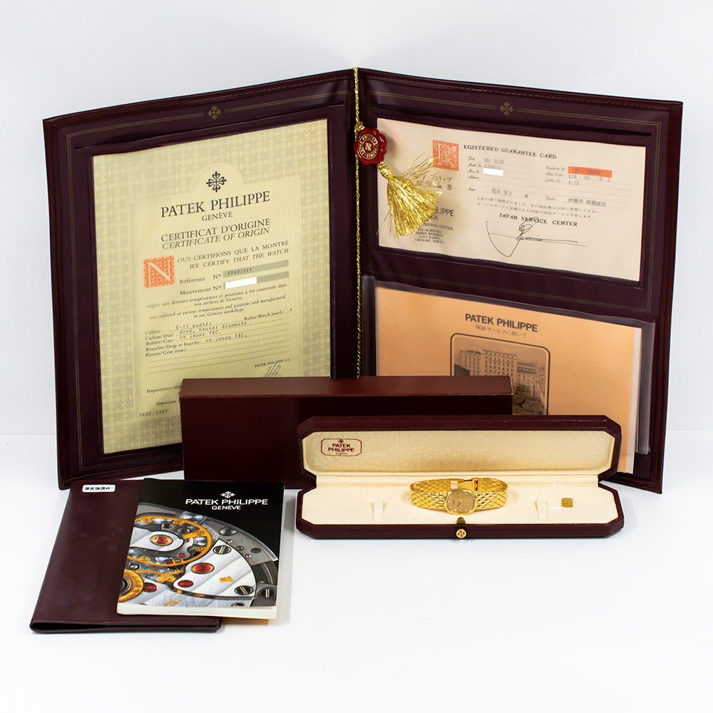 Golden Ellipse 20mm x 24mm Yellow Gold 4764/011