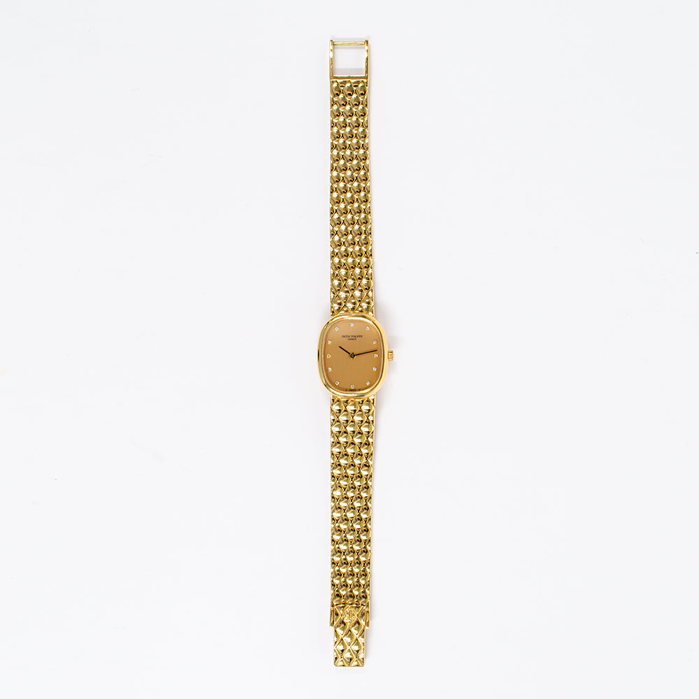 Golden Ellipse 20mm x 24mm Yellow Gold 4764/011