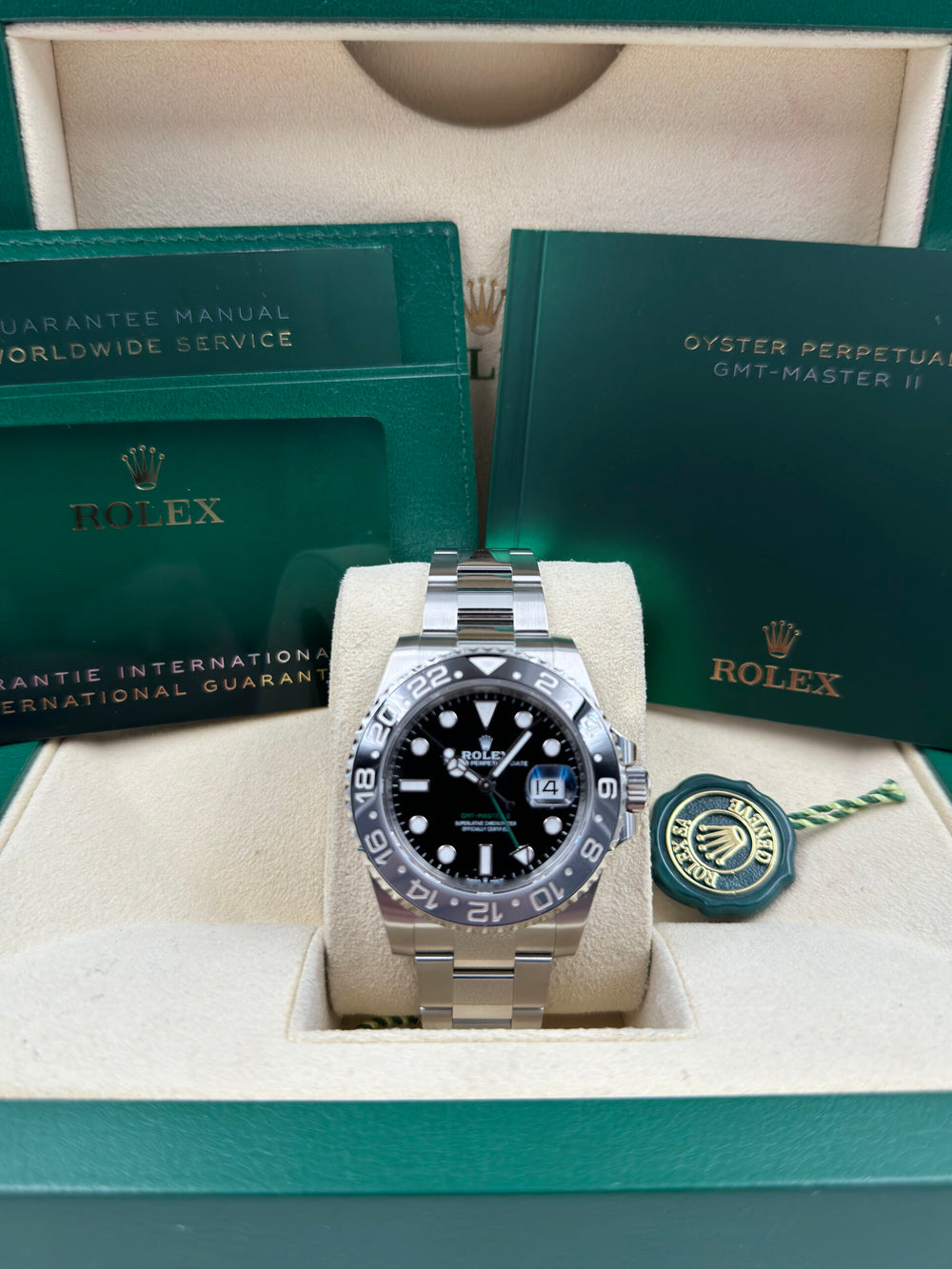 Rolex GMT-Master II 126710GRNR