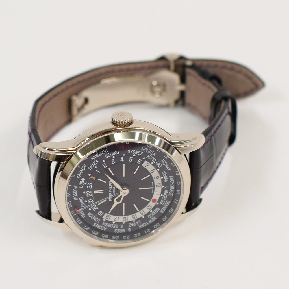 Nautilus World Time Date 40mm White Gold Automatic "Tokyo Edition" 5330G-010