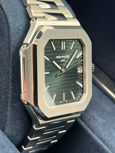 Patek Philippe Cubitus 5821/1A