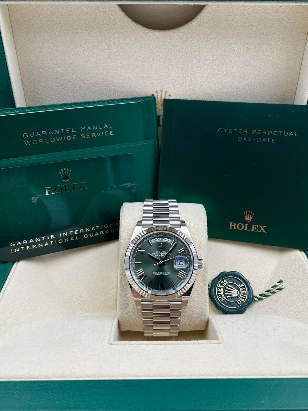 Rolex Day-Date 228239