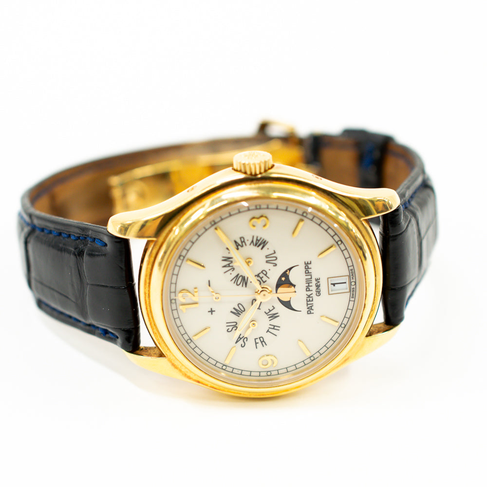 Complications Annual Calendar Moon Phases Date 39mm Yellow Gold  5146J-001