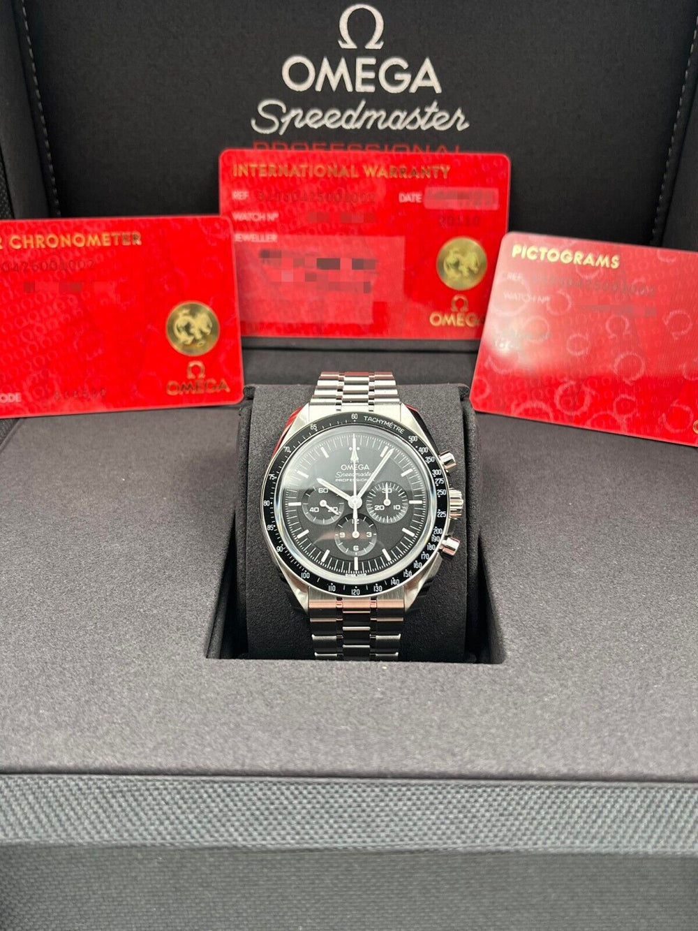 Omega Speedmaster Sapphire 310.30.42.50.01.002