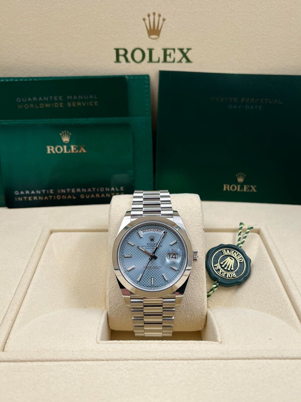 Rolex Day-Date 228206
