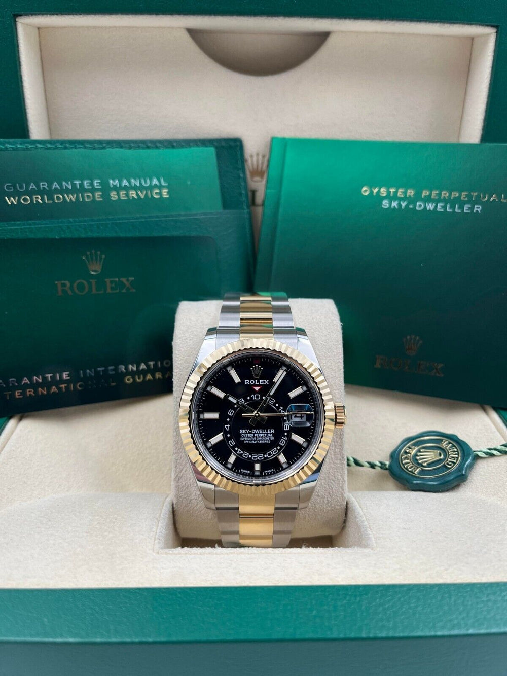 Rolex Sky-Dweller 326933