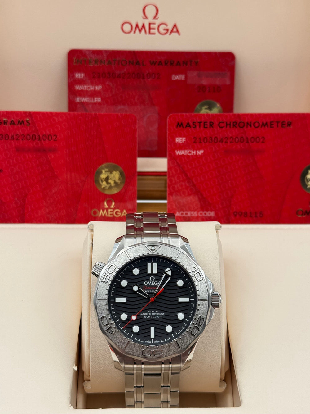Omega Seamaster 300M Nekton 210.30.42.20.01.002
