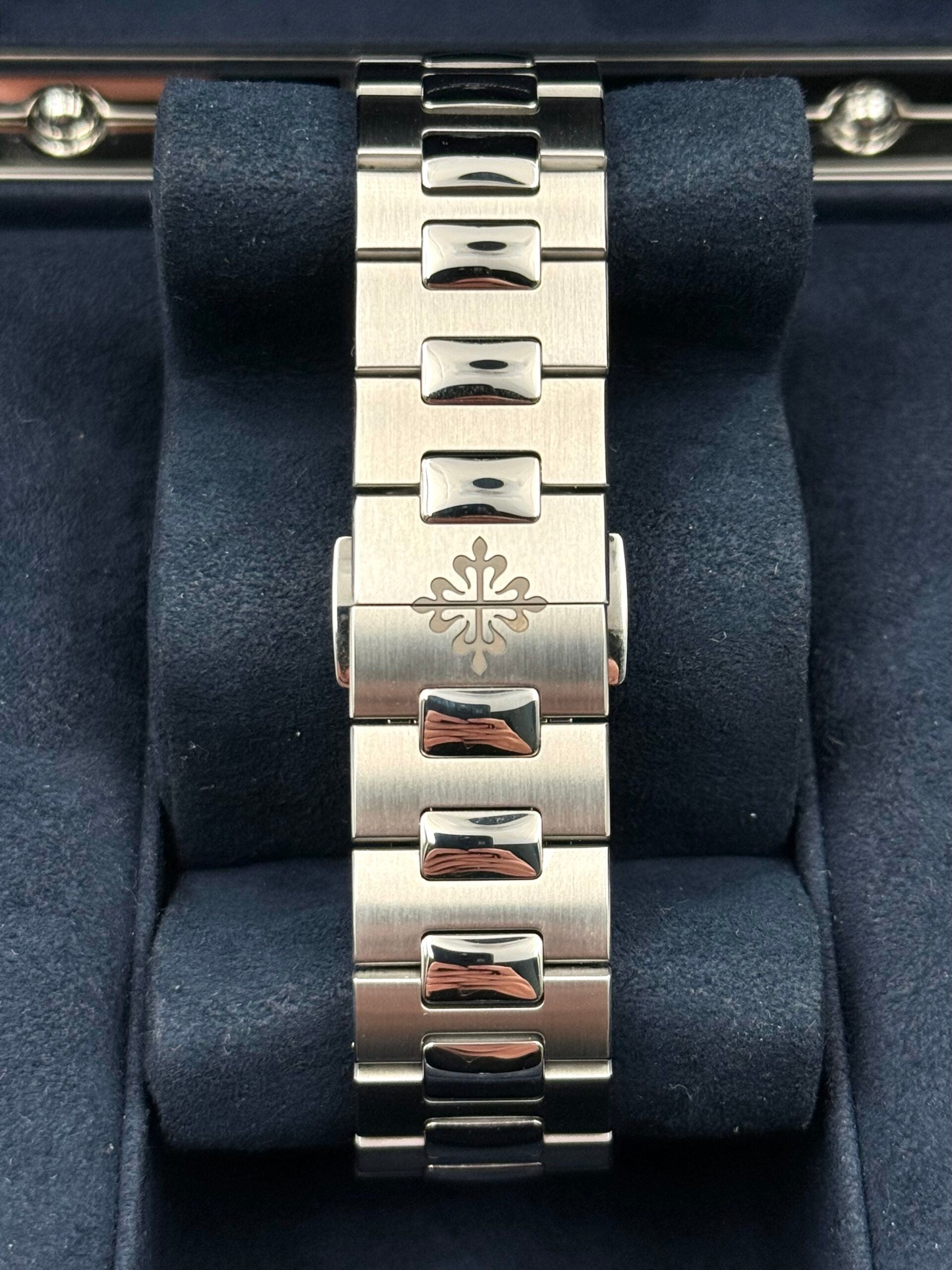 Patek Philippe Cubitus 5821/1A