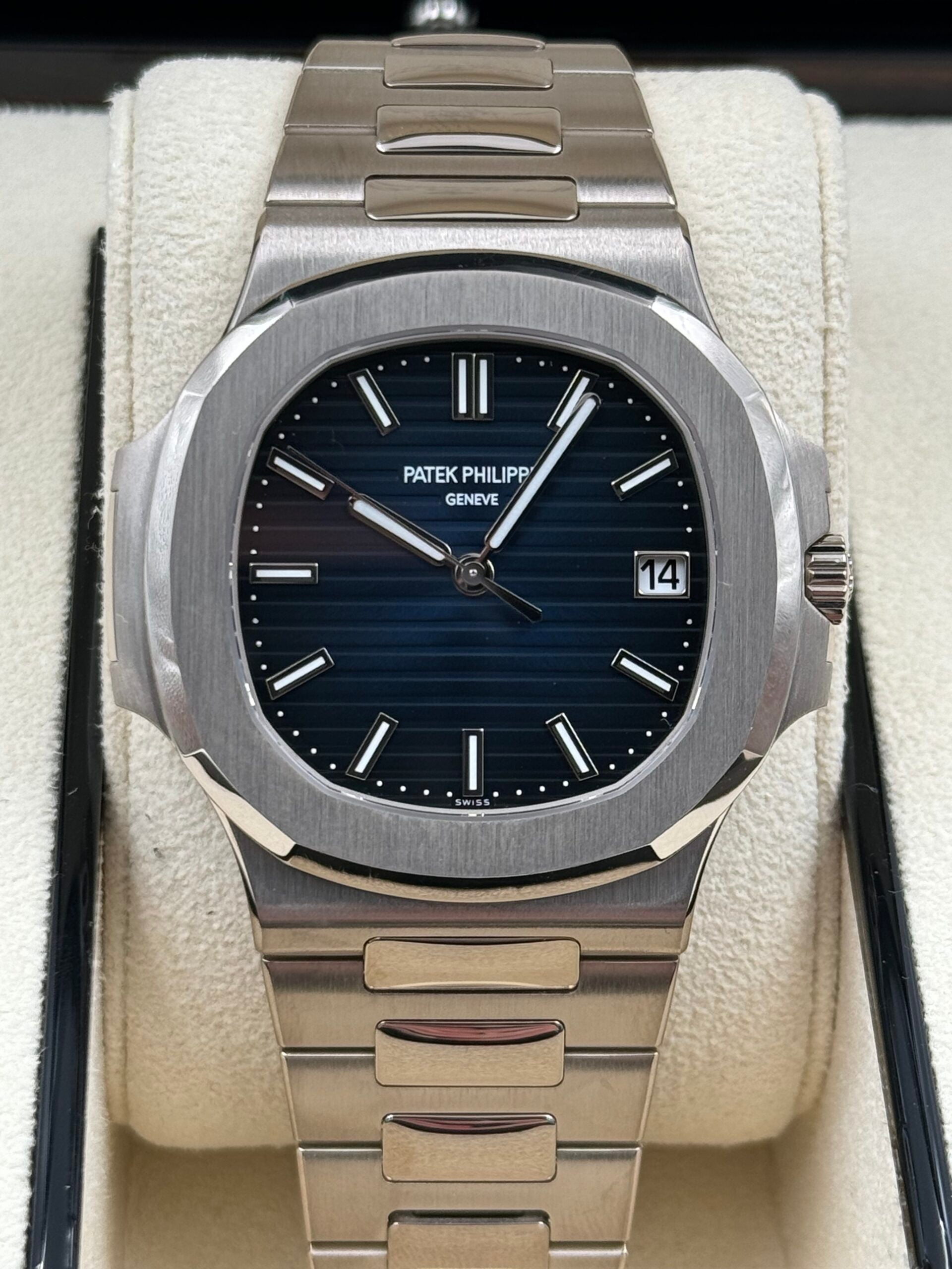 Patek Philippe Nautilus 5811/1G
