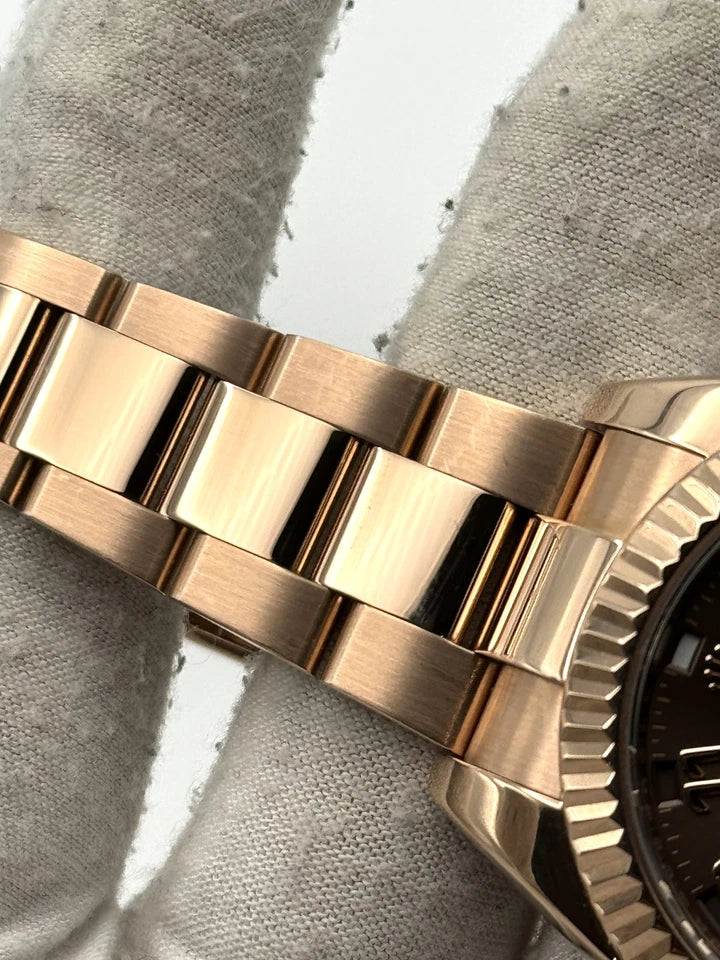 Rolex Skydweller 326935