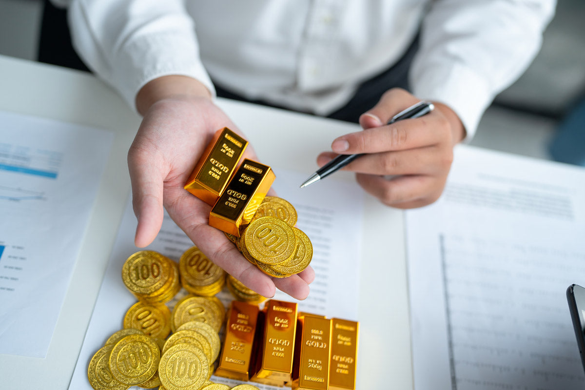 Is Gold Always a “Safe Investment?” An Expert Perspective from Golden Anvil Jewelers