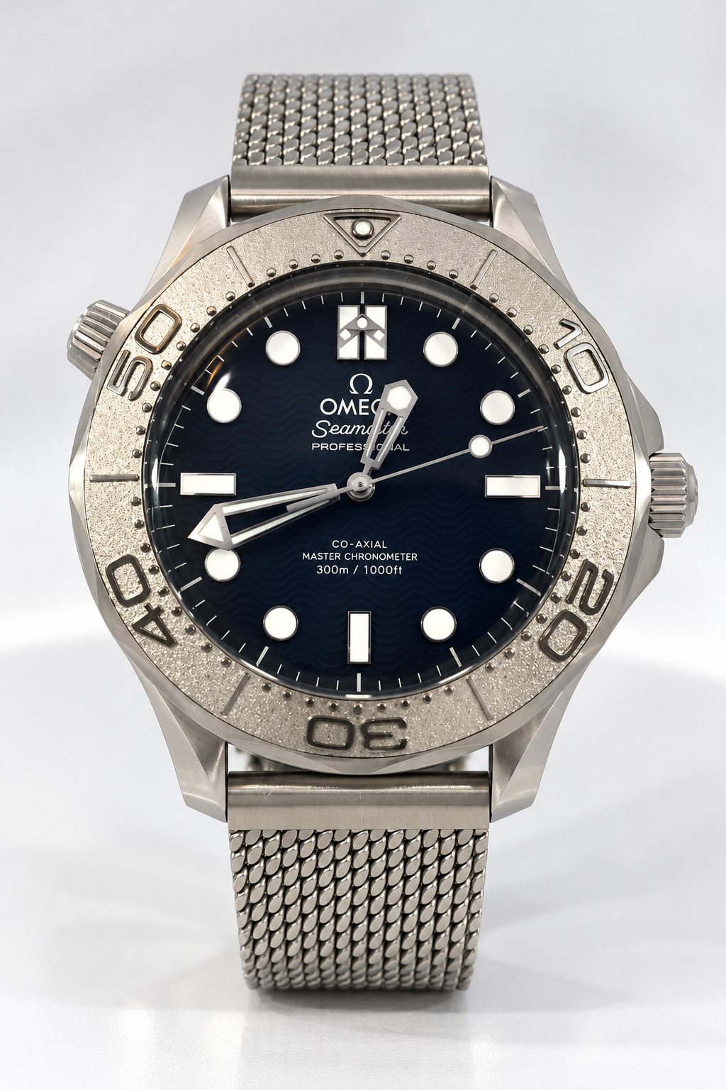 Unworn OMEGA Seamaster Diver 300M James Bond 007 Edition 42mm Ref. 210.30.42.20.03.004 – Full Set Oct. 2026