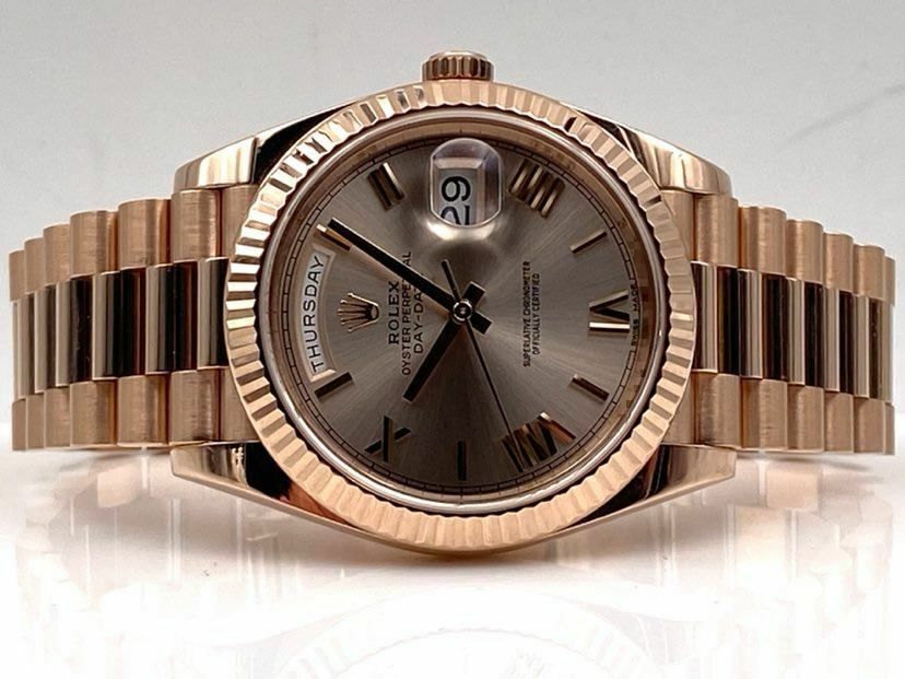 Rolex Day-Date 228235