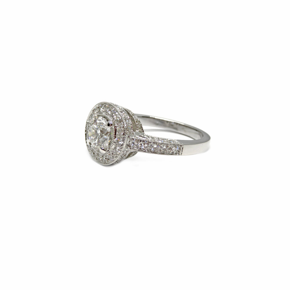 -E- 18kt wg eng ring RB .90ct