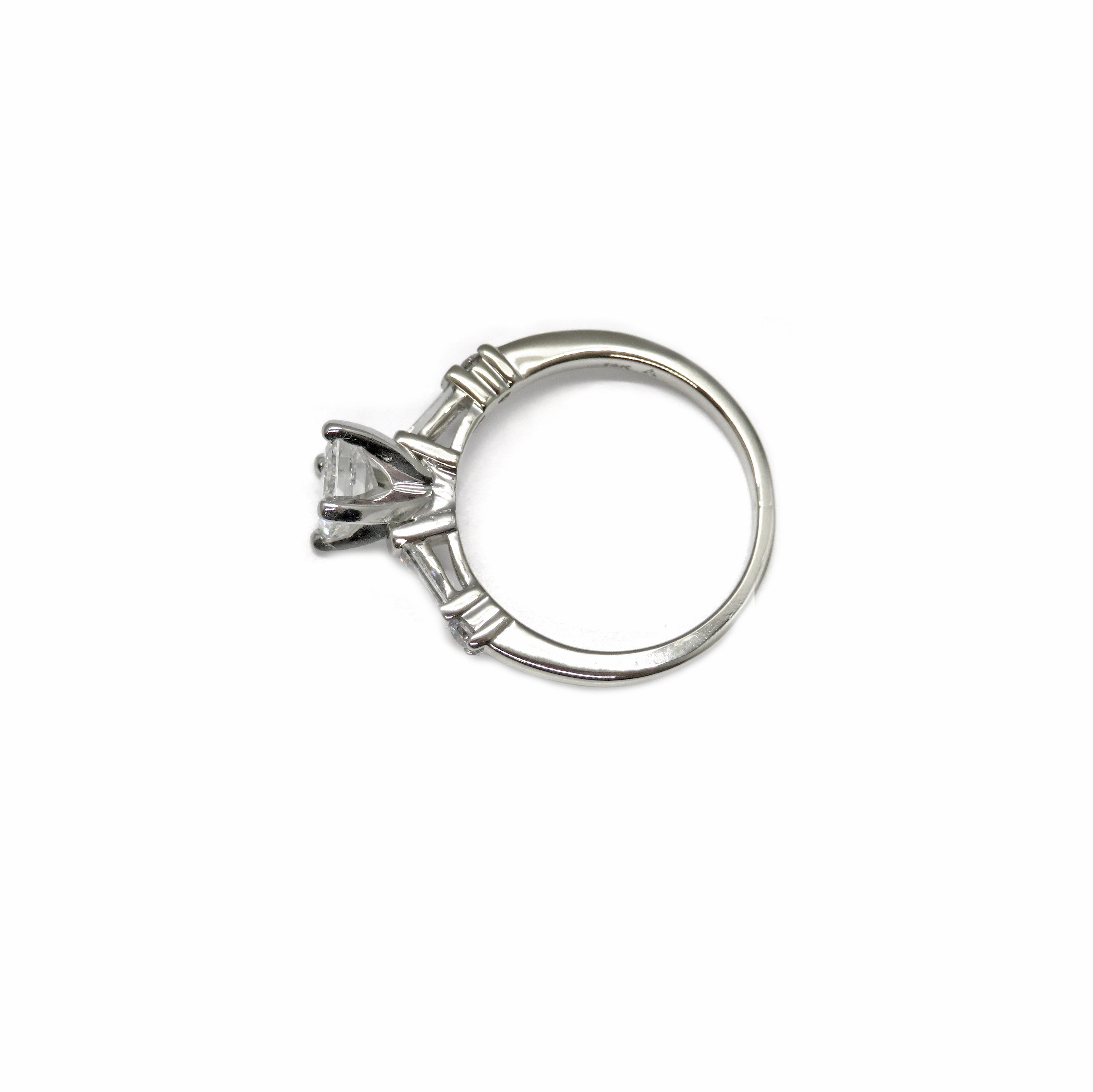 -E- 14kt wg eng ring E/C 1.01c