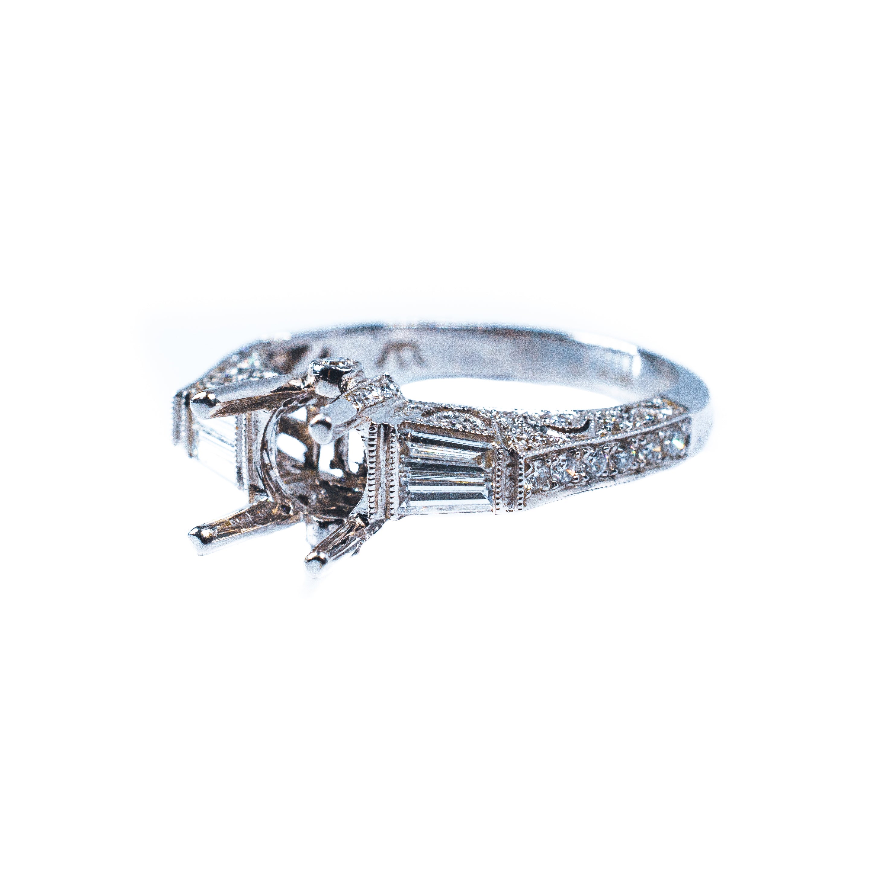 18K White Gold Vintage Style Diamond Engagement Ring Setting