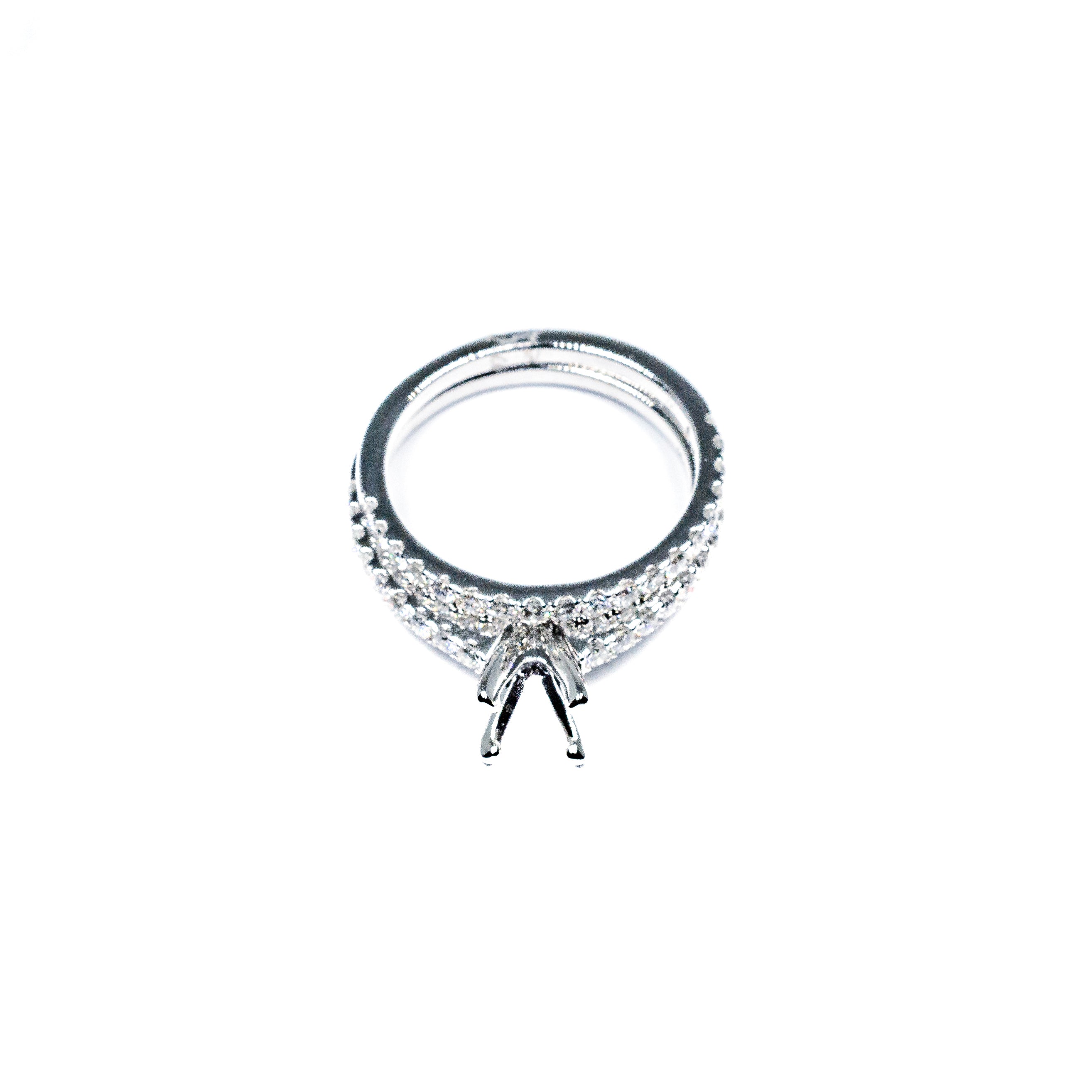 18K White Gold Pavé Diamond Halo Semi-Mount Engagement Ring