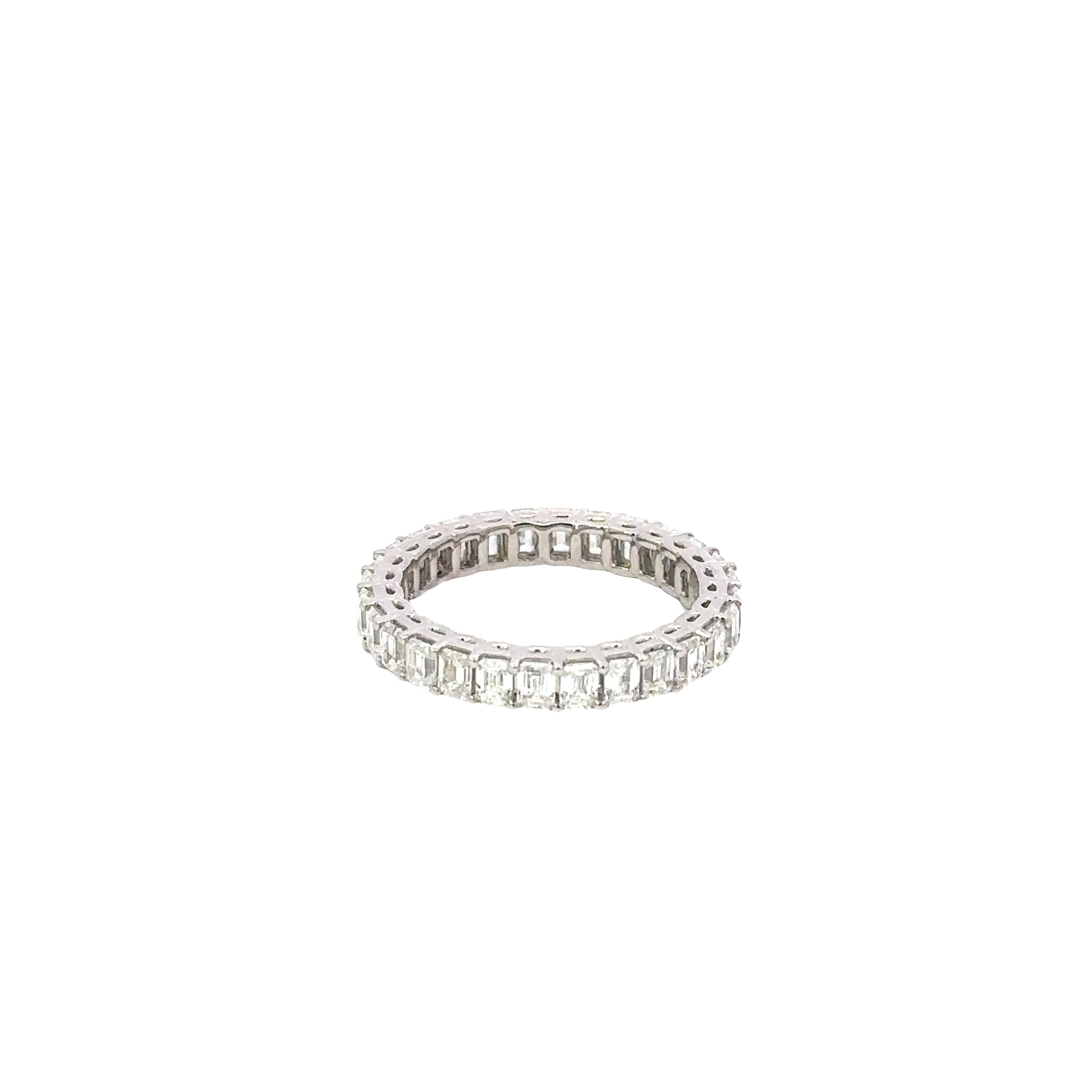 18K Yellow Gold Emerald Cut Diamond Eternity Band 2.22 Carat Size 6