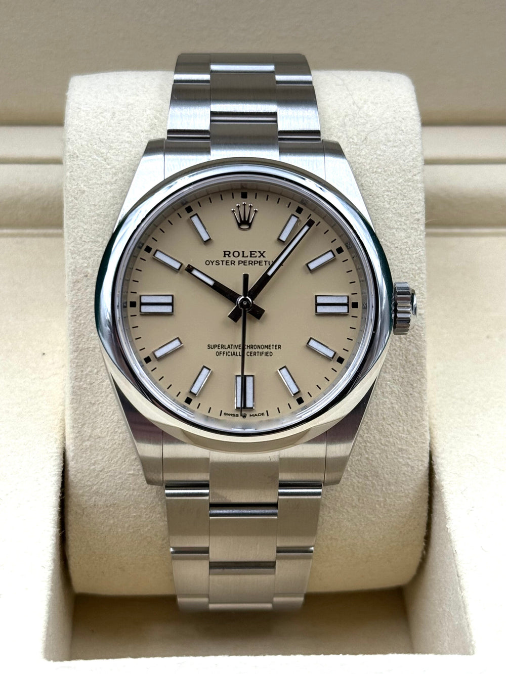 Rolex Oyster Perpetual 134300