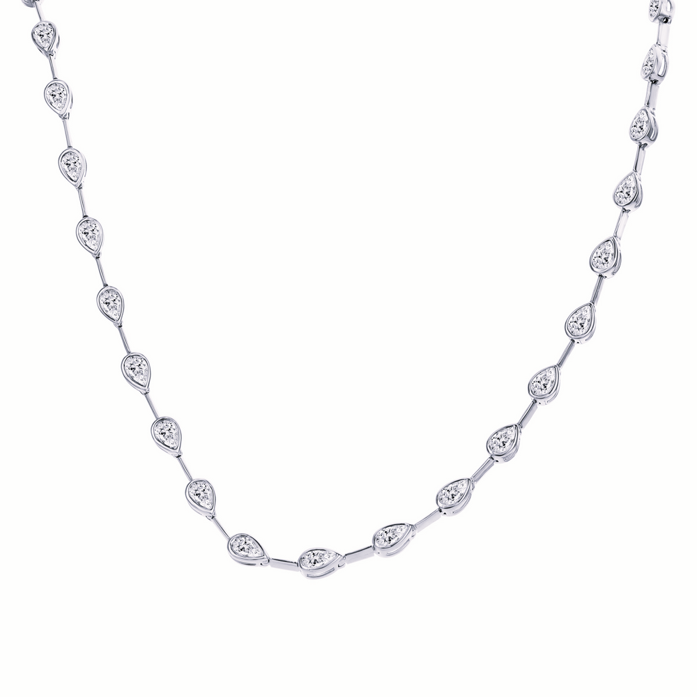 18k White Gold Pear Shape Diam