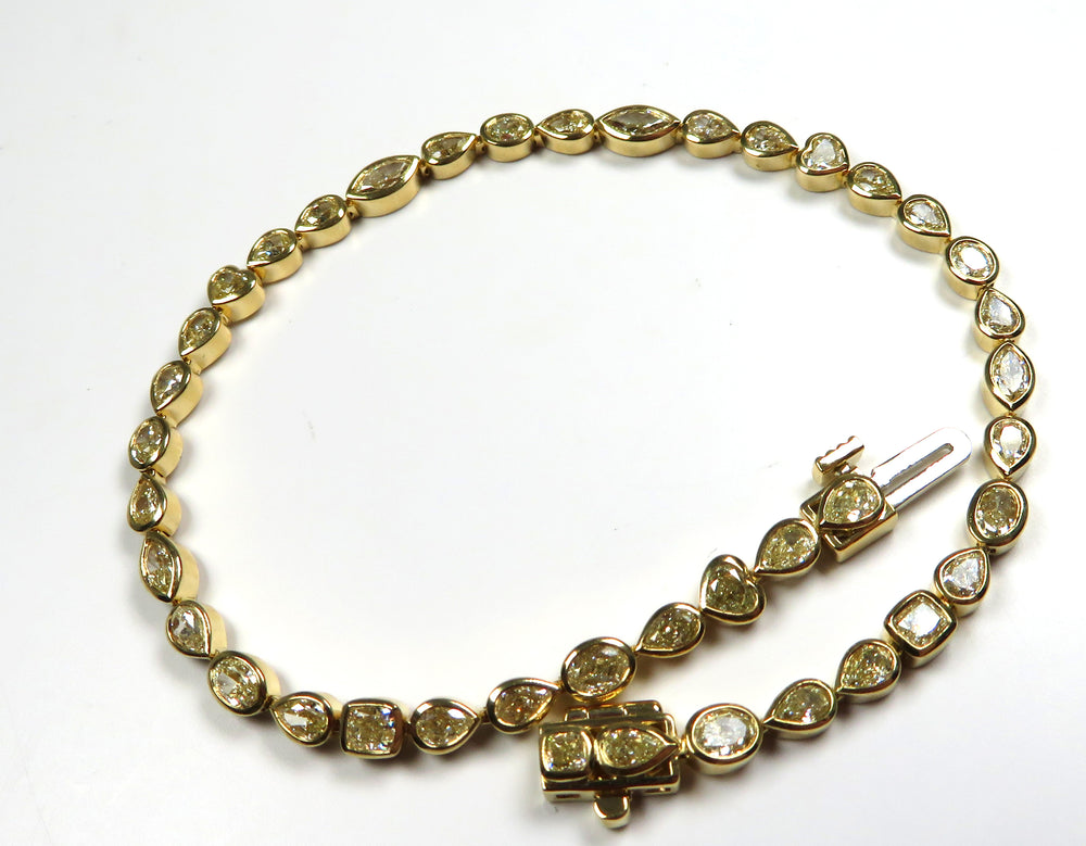 18K Yellow Gold Fancy Shape Diamond Bracelet 3.31 Carat Total