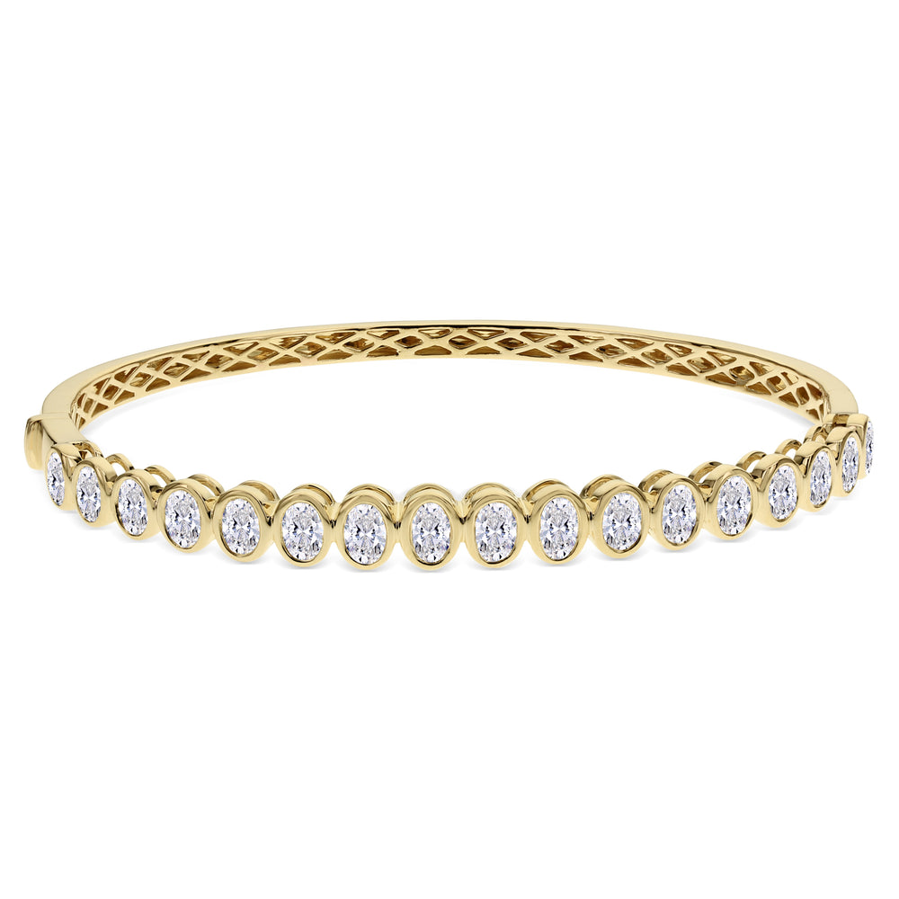 18K Yellow Gold Oval Diamond Bangle Bracelet