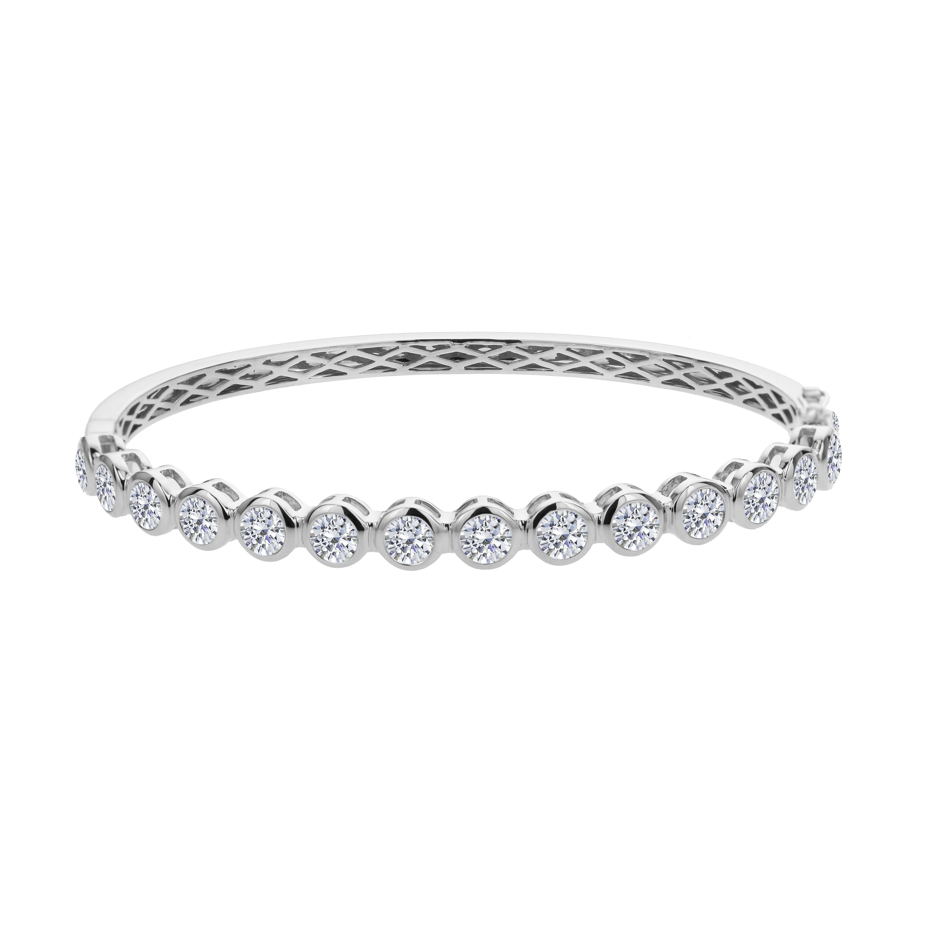 18K White Gold Diamond Bangle Bracelet 4.25 Carat VS