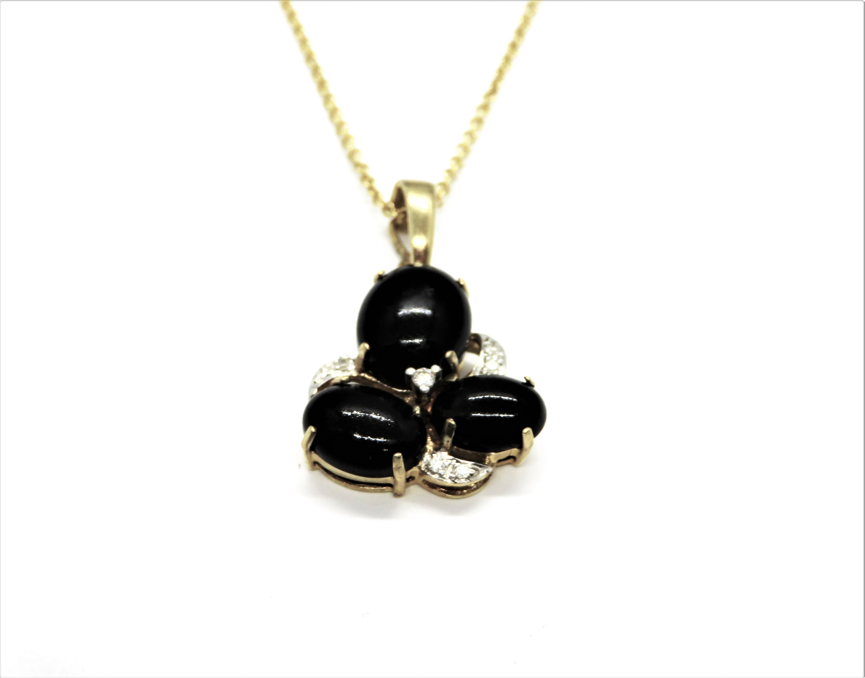 14kt Yellow Gold Onyx and Diamond Pendant Necklace
