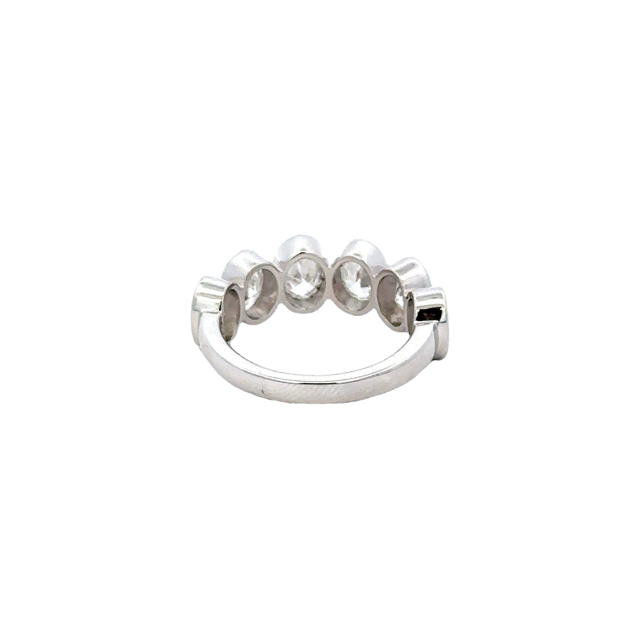 18kt White Gold Oval Bezel Set Diamond Ring