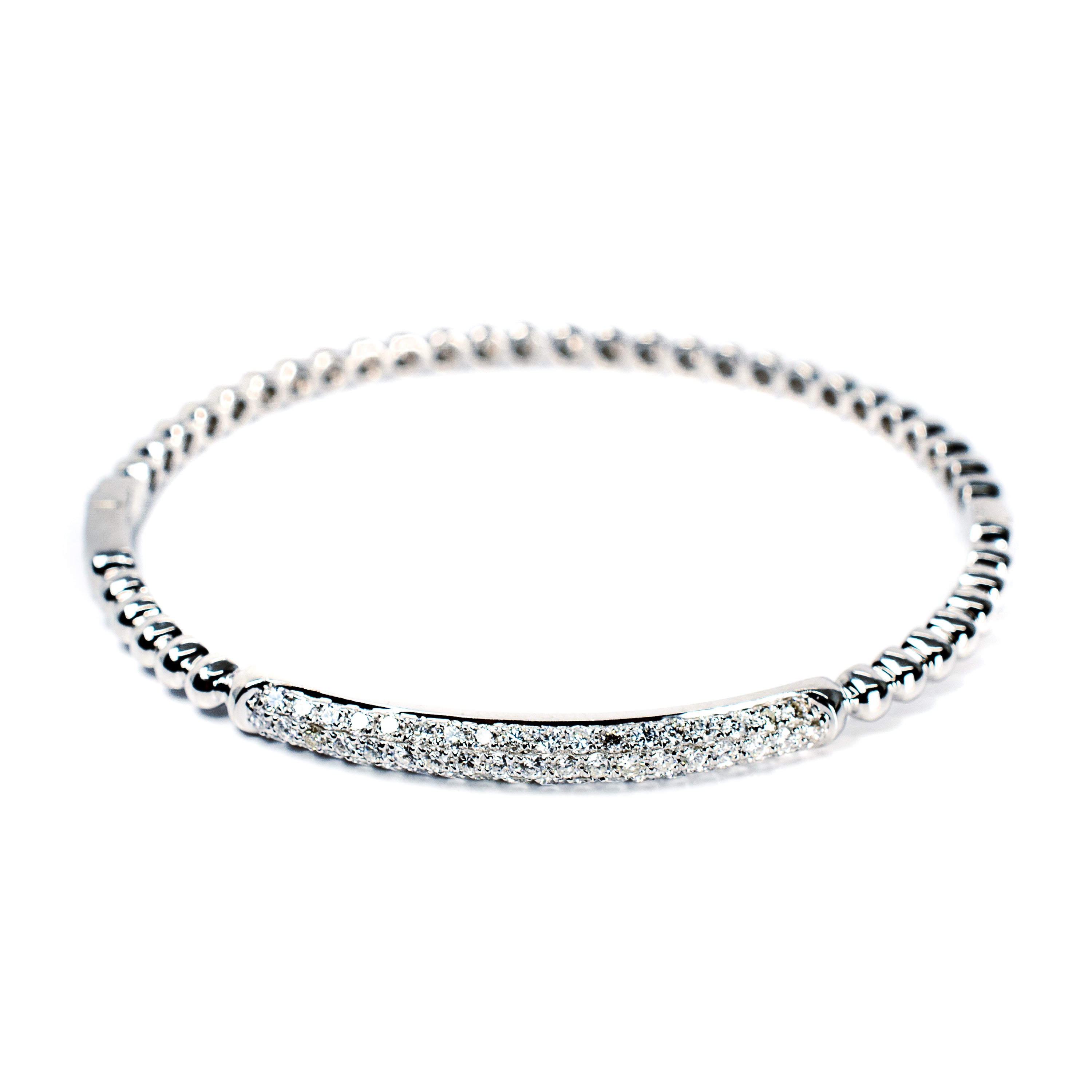 18kt White Gold Beaded Diamond Bangle Bracelet