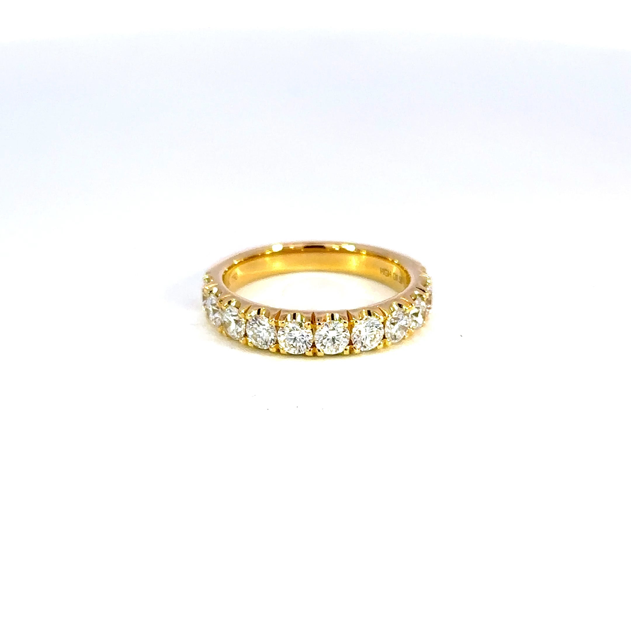 18K Yellow Gold Diamond Band 1.50 Carat 11 Stone Ring