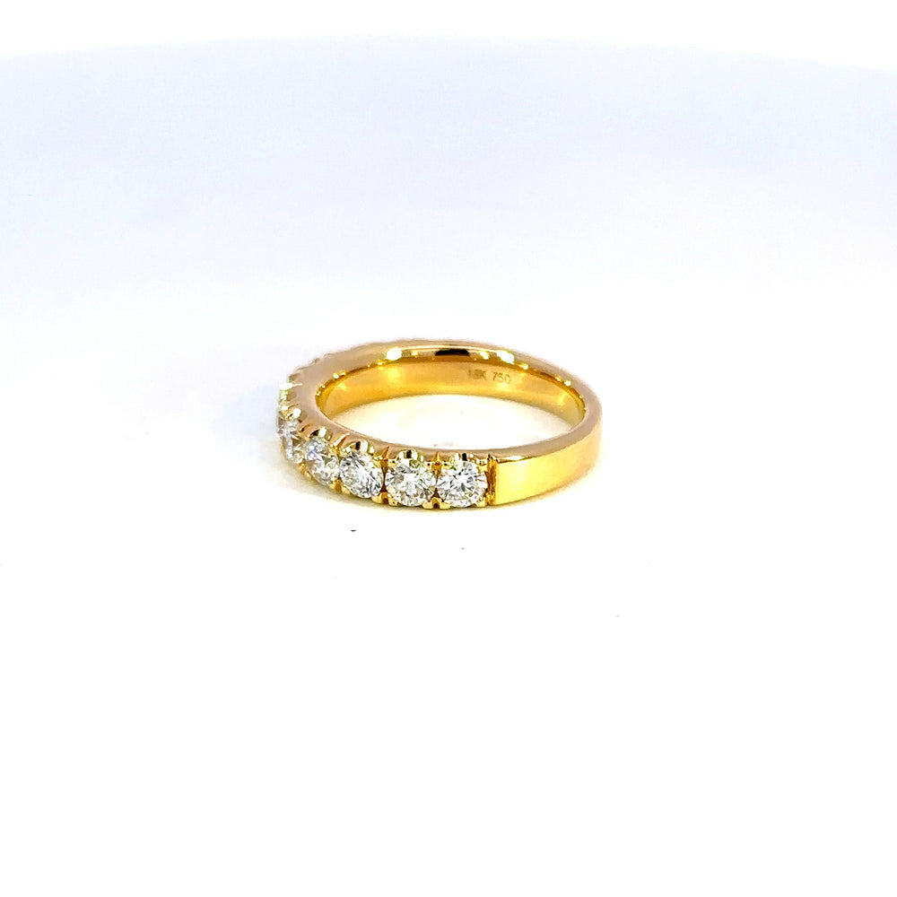 18K Yellow Gold Diamond Band 1.50 Carat 11 Stone Ring
