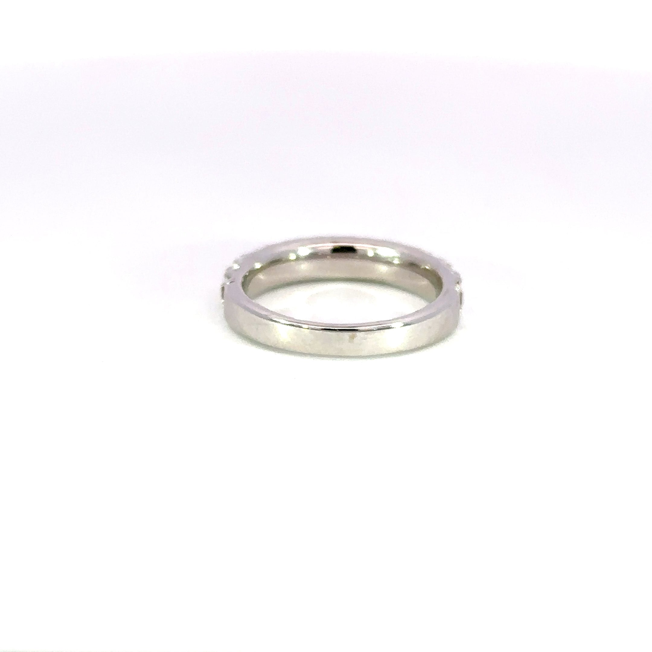 18K White Gold Diamond Band 1.47 Carat 11 Stone Ring