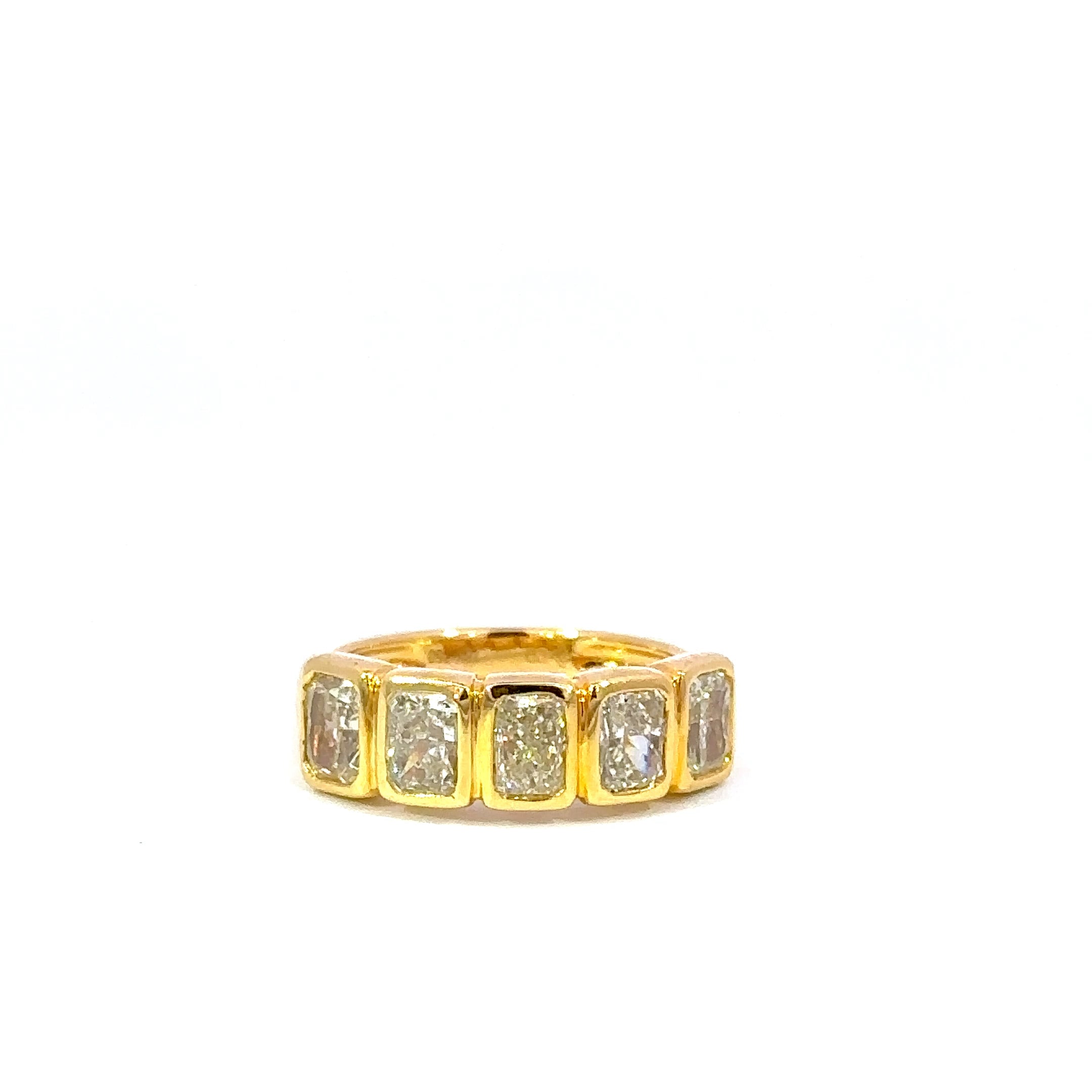18K Yellow Gold Bezel Set Radiant Diamond Band 2.50 Carat