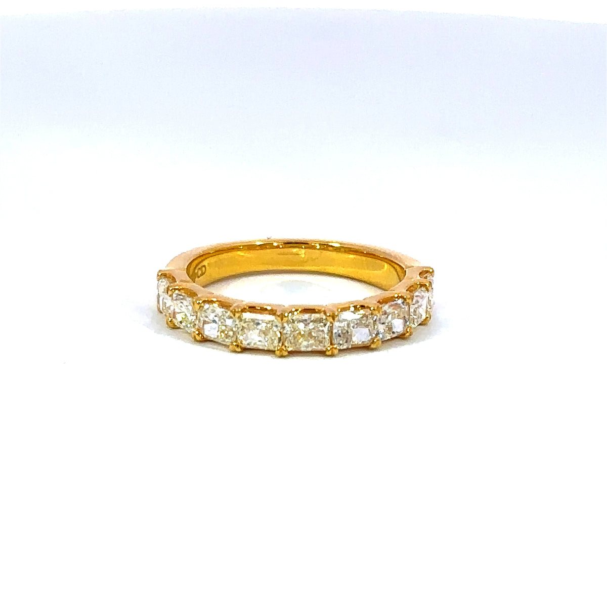 18K Yellow Gold Radiant Diamond Wedding Band 1.76 Carat
