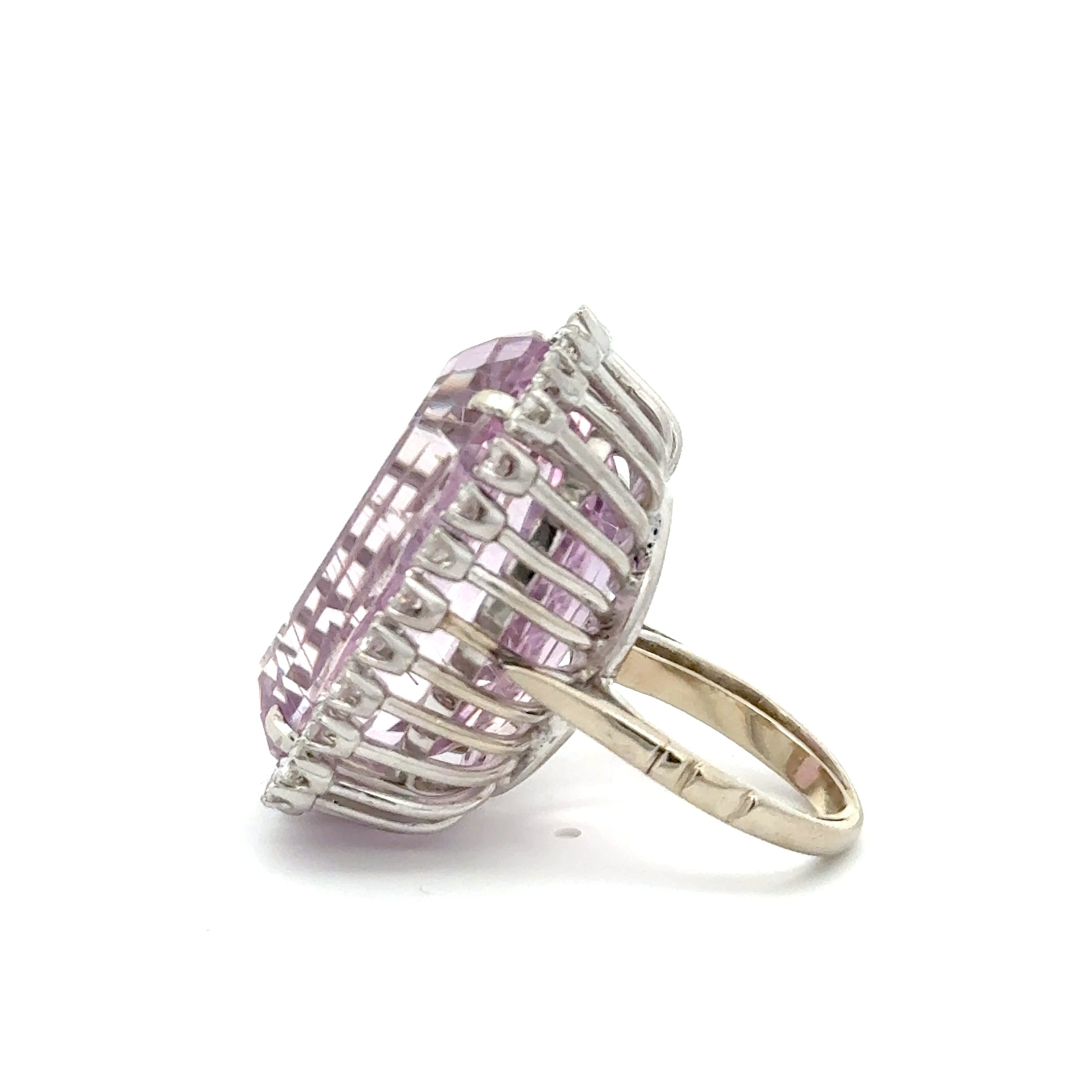 -E-14k White Gold 61.60cts Ova