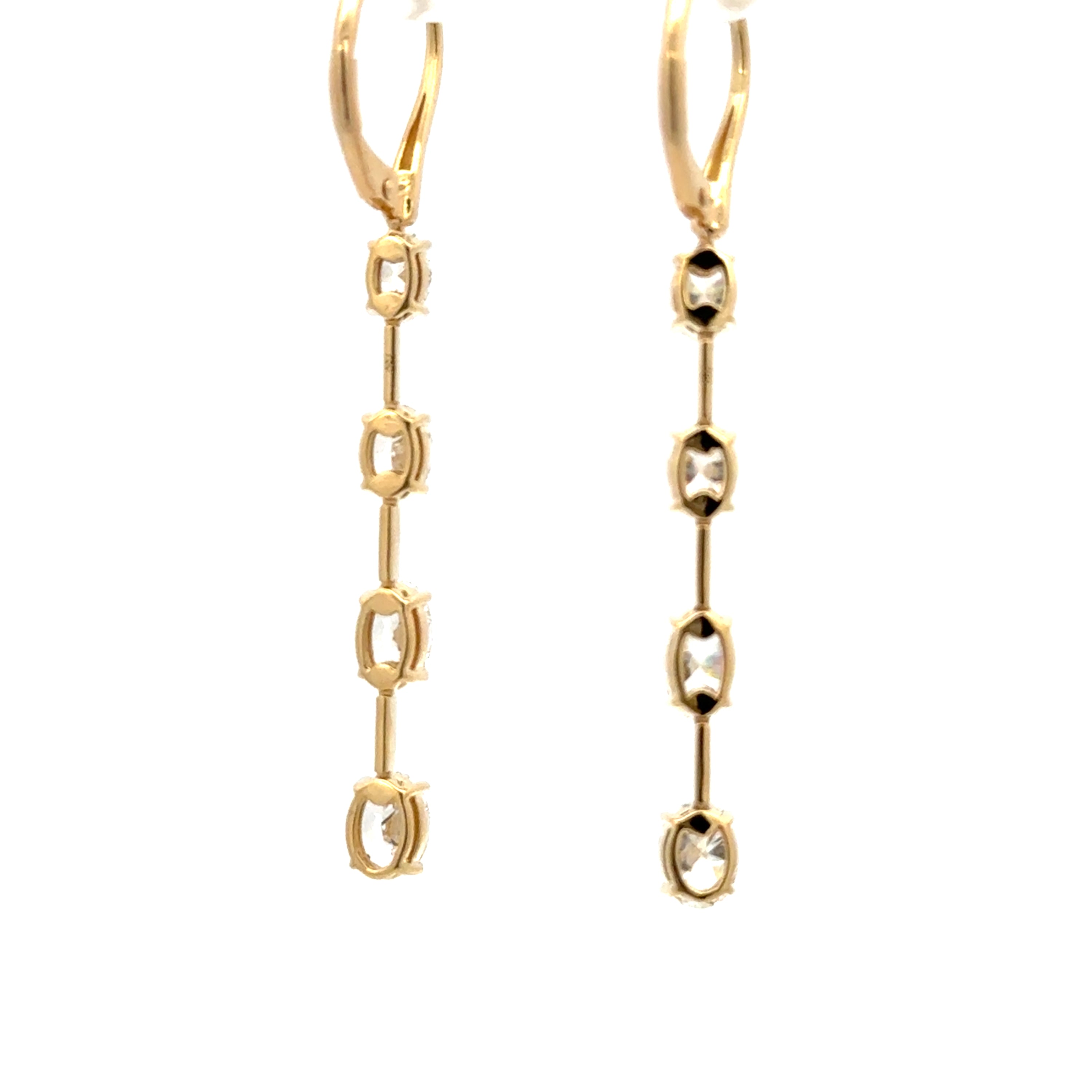 18K Yellow Gold Oval Diamond Drop Earrings 2.48 Carat VS