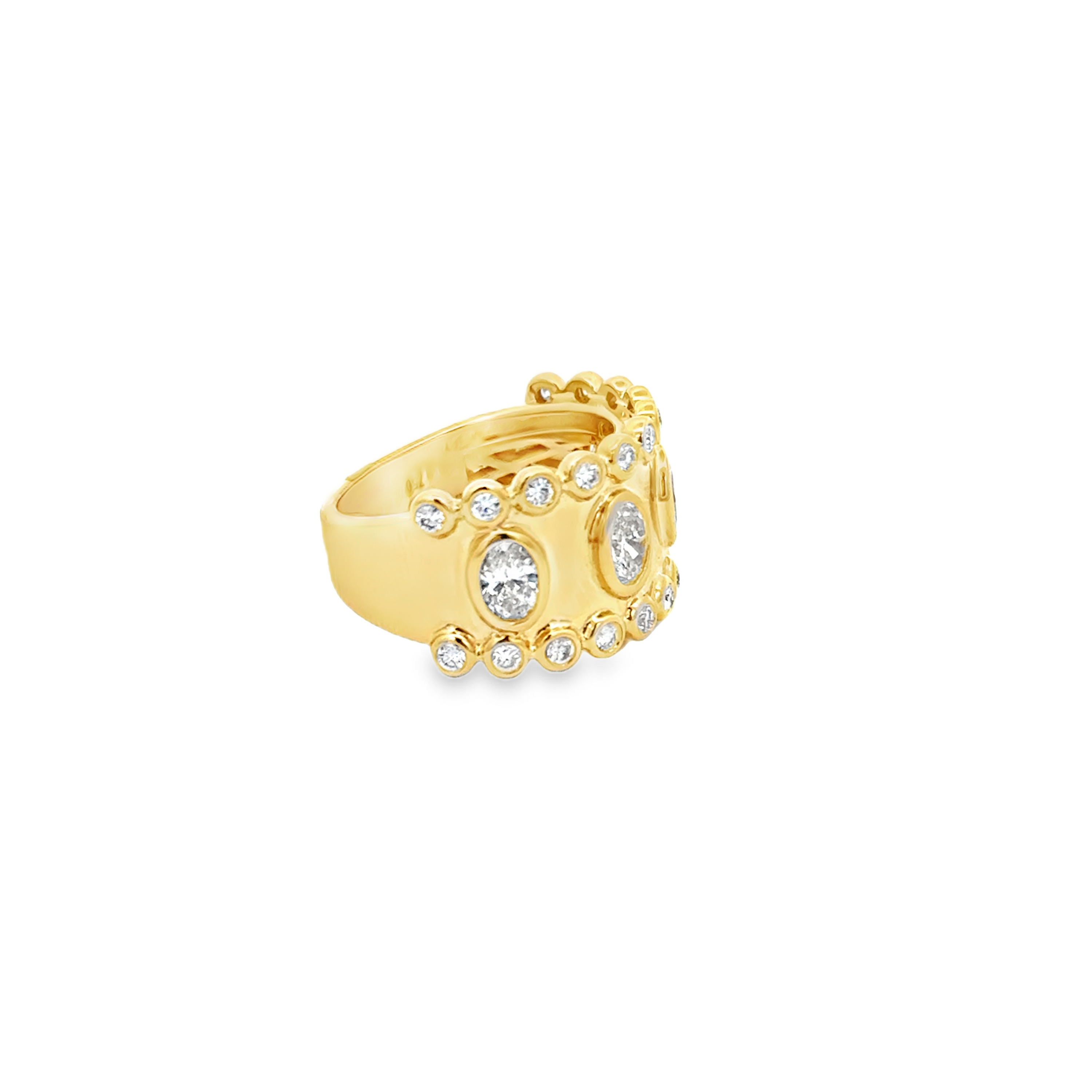 18K Yellow Gold Diamond Ring 1.50 Carat Oval & Round VS Diamonds