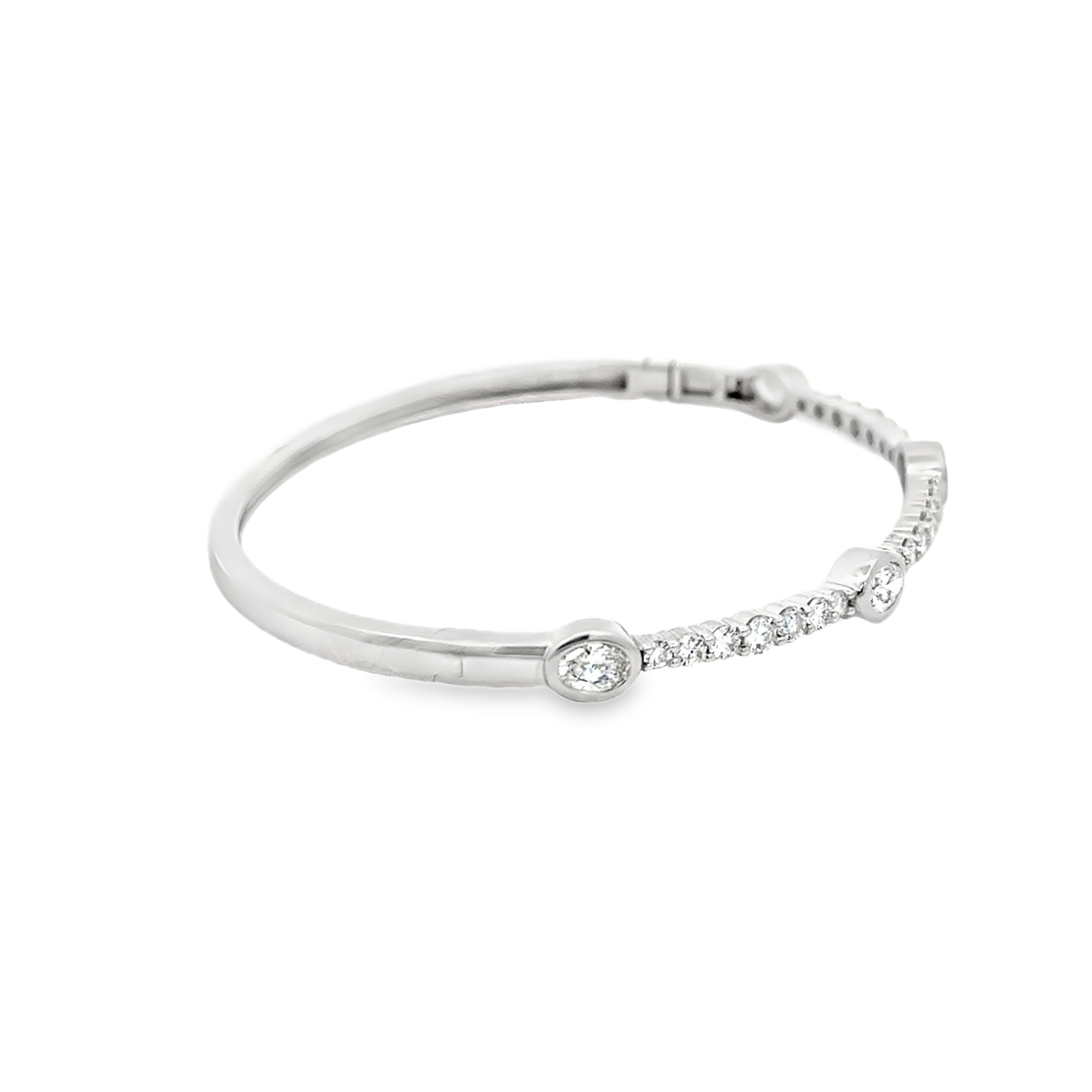 18K White Gold Diamond Bangle 2.10 Carats – Oval Bezel Set & Pavé Diamond Bracelet