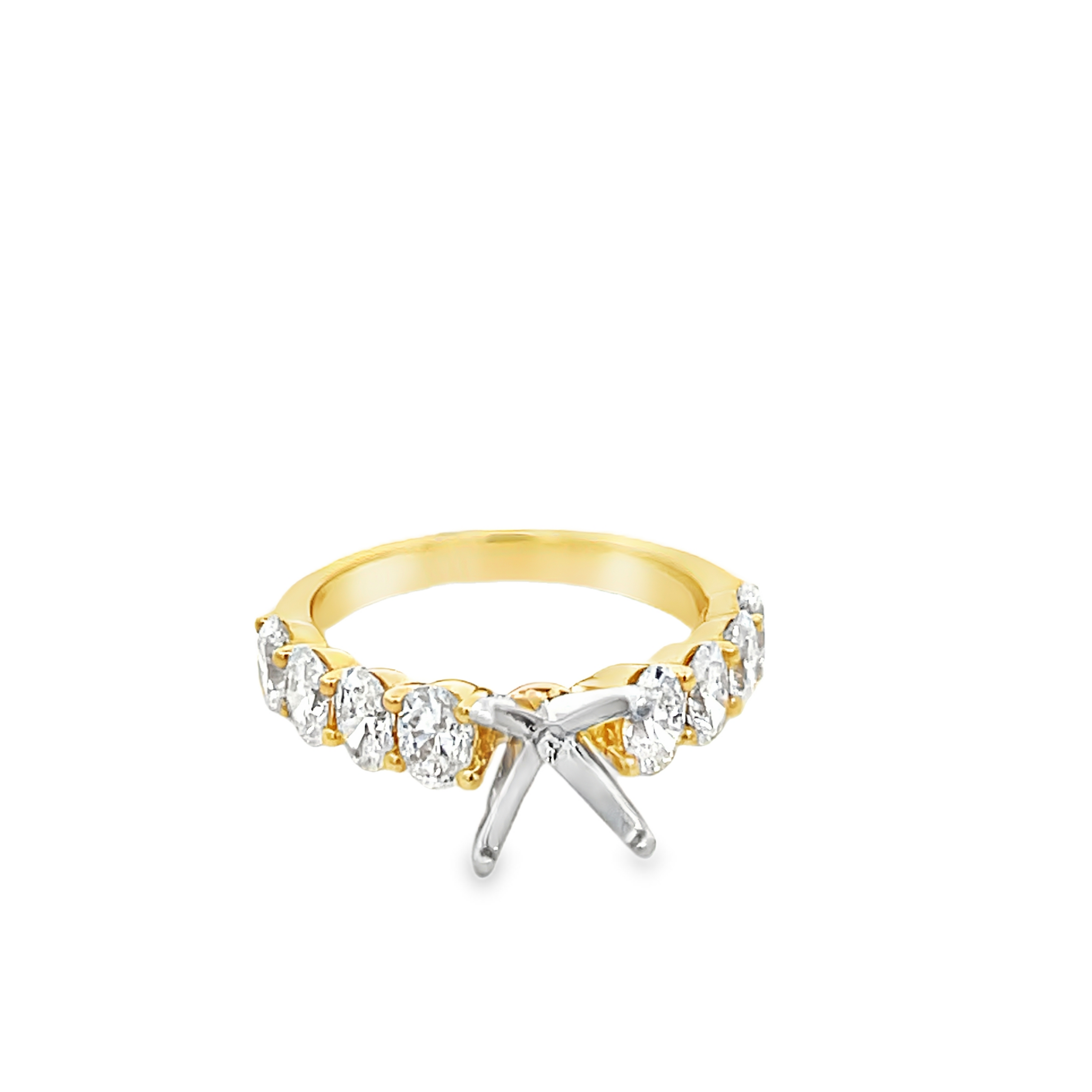 18K Yellow Gold Oval Diamond Engagement Ring Mounting for 8mm Center