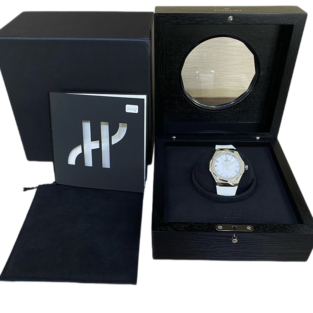 Classic Fusion 40mm Orlinski Titanium White Alternative Pavé 550.NS.2200.RW.ORL20