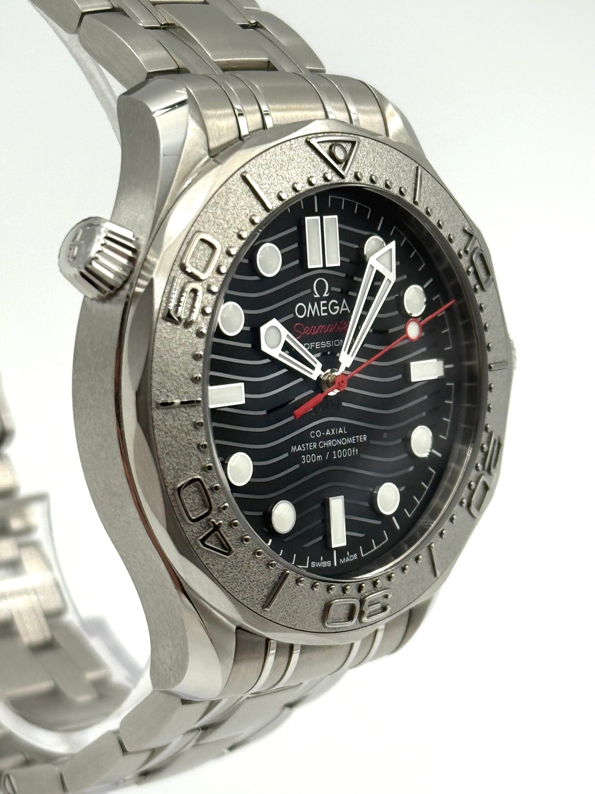 Omega Seamaster 300M Nekton 210.30.42.20.01.002