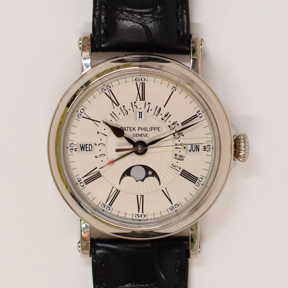 Perpetual Calendar Retrograde Date 38mm White Gold 5159G-001