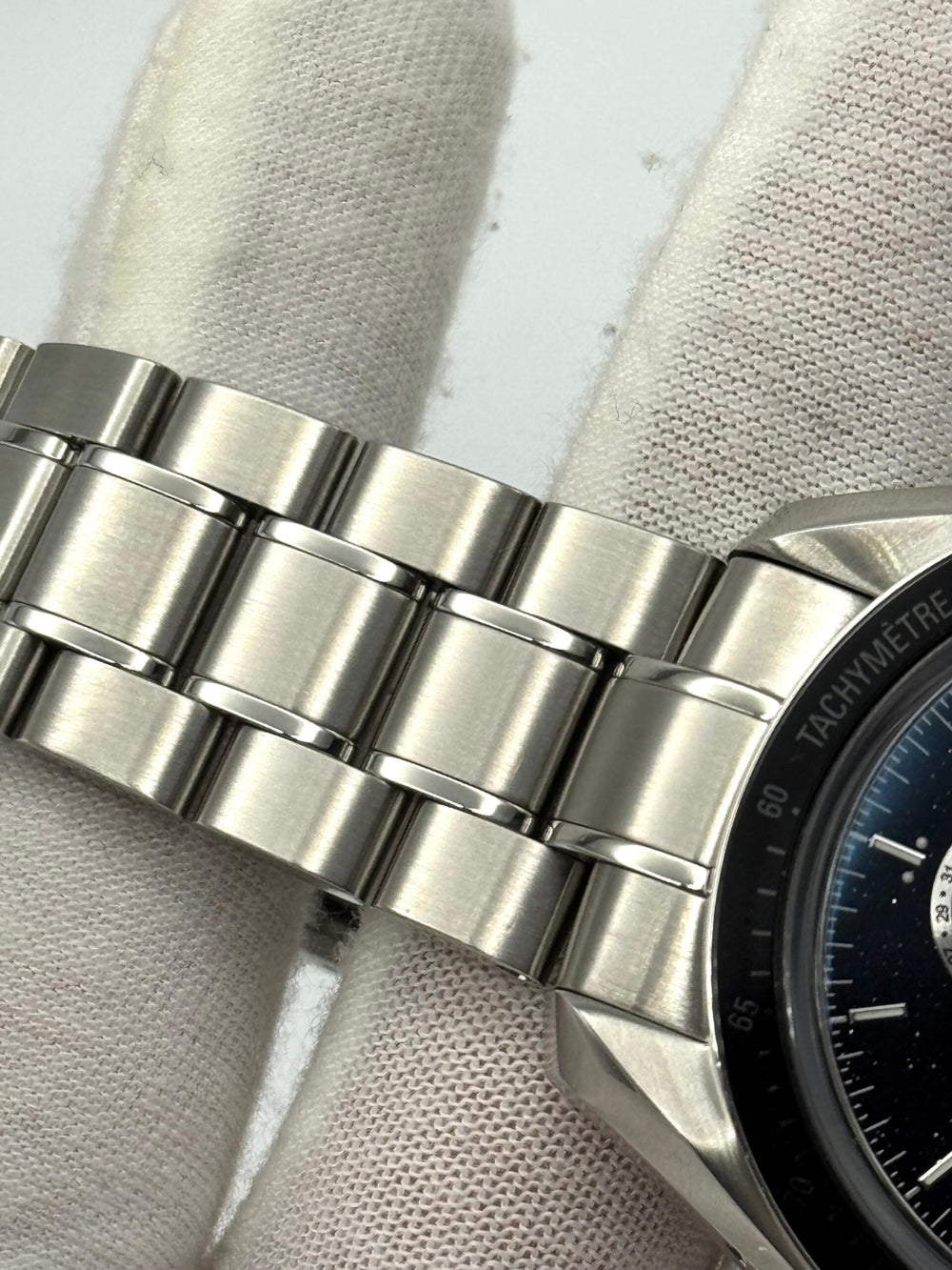 Omega Speedmaster Moonphase 311.30.44.32.01.001