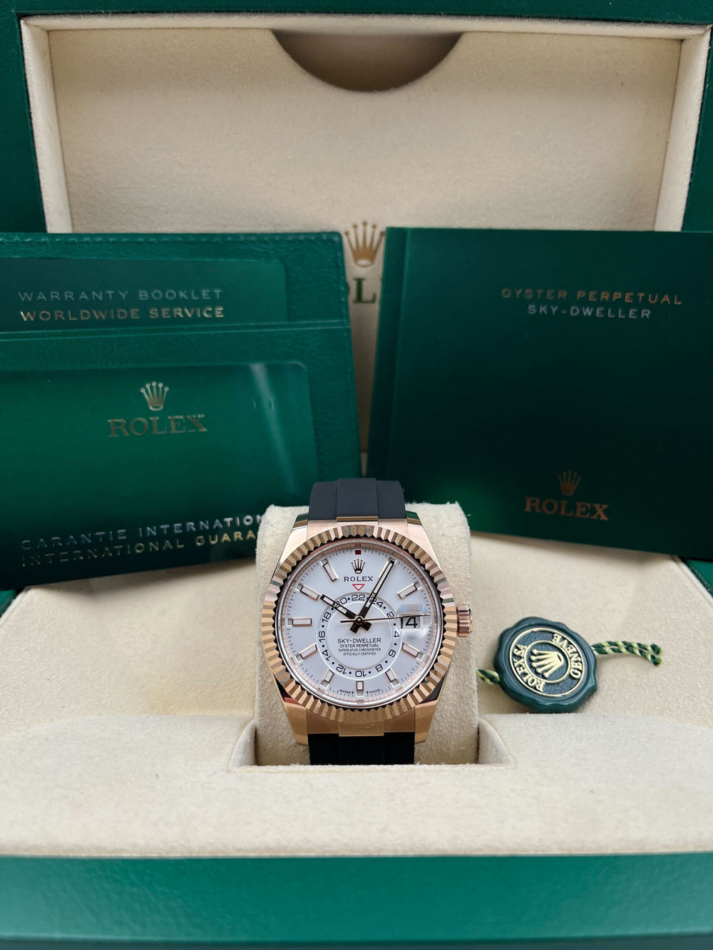 Rolex Sky-Dweller 336235