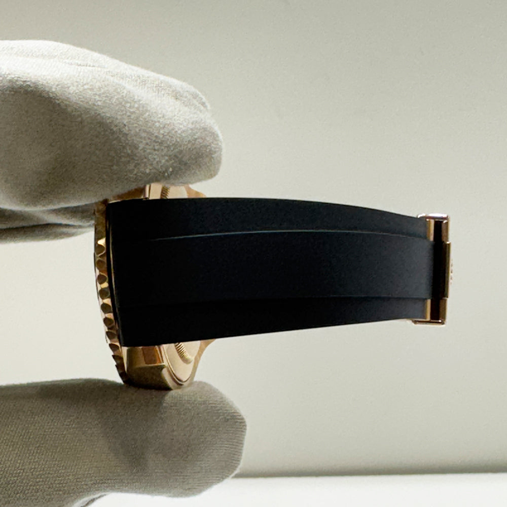 Yacht-Master 40mm Rose Gold on Strap 116655