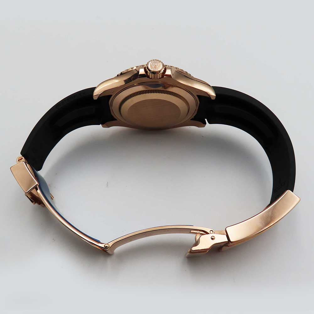 Yacht-Master 40mm Rose Gold on Strap 126655