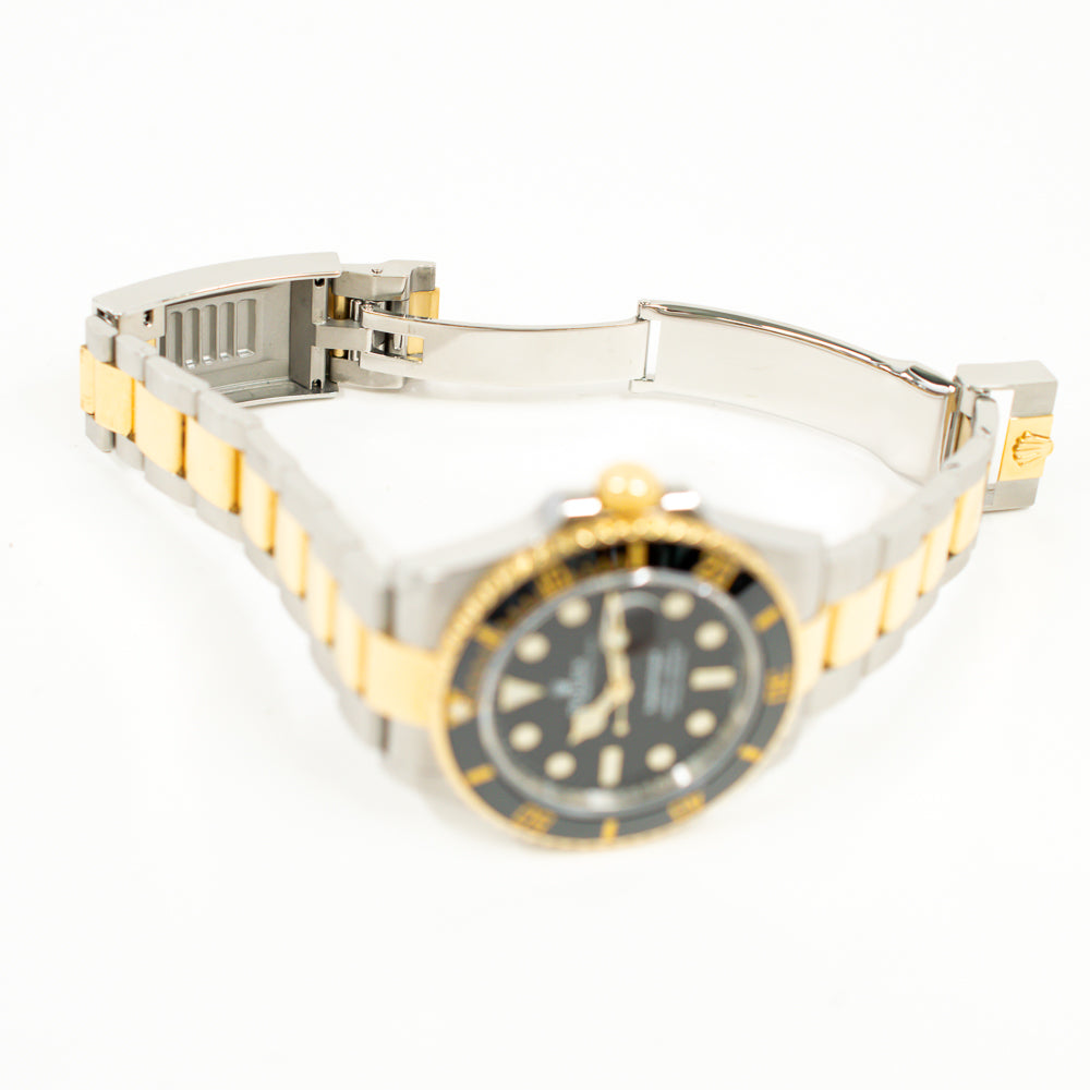 Submariner Date 41mm Black Ceramic Bezel Steel and Yellow Gold 126613LN