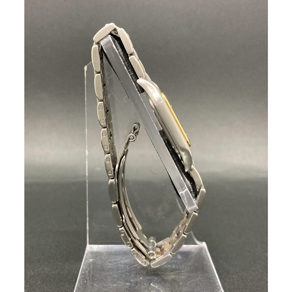 Panthère Small - Steel and Yellow Gold - 22mm x 22mm W25029B5